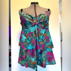 Plus Size SPA Snakeskin pattern Swimsuit Tankini Top with built in bra 40D